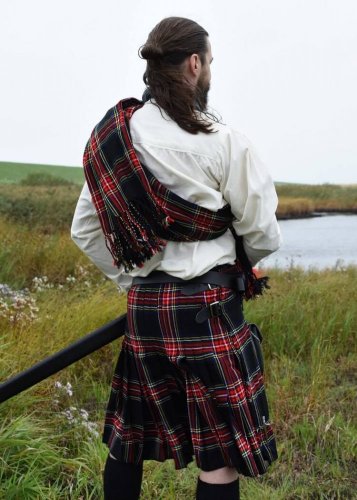 Kilt, škótska sukňa - čierny tartan